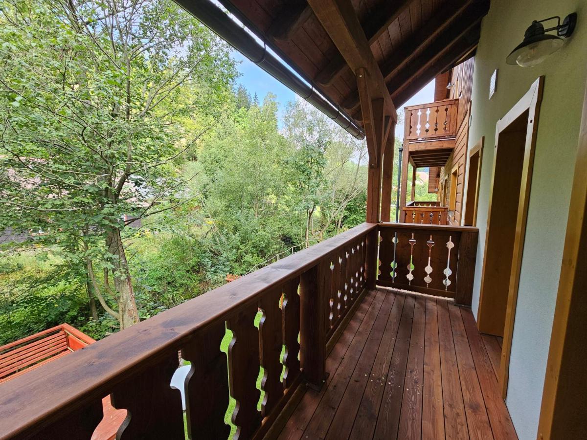 Apartmany Jezerne Velké Karlovice Extérieur photo