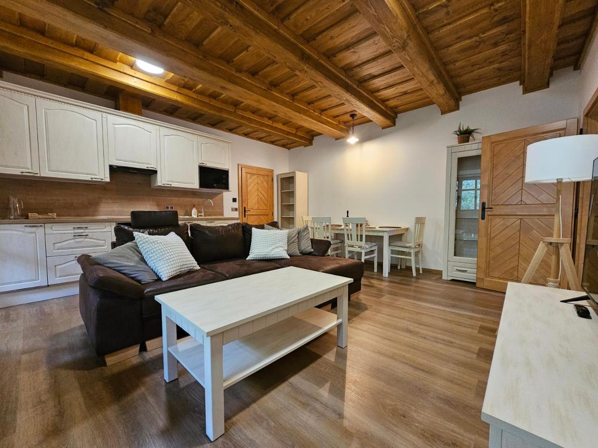 Apartmany Jezerne Velké Karlovice Extérieur photo