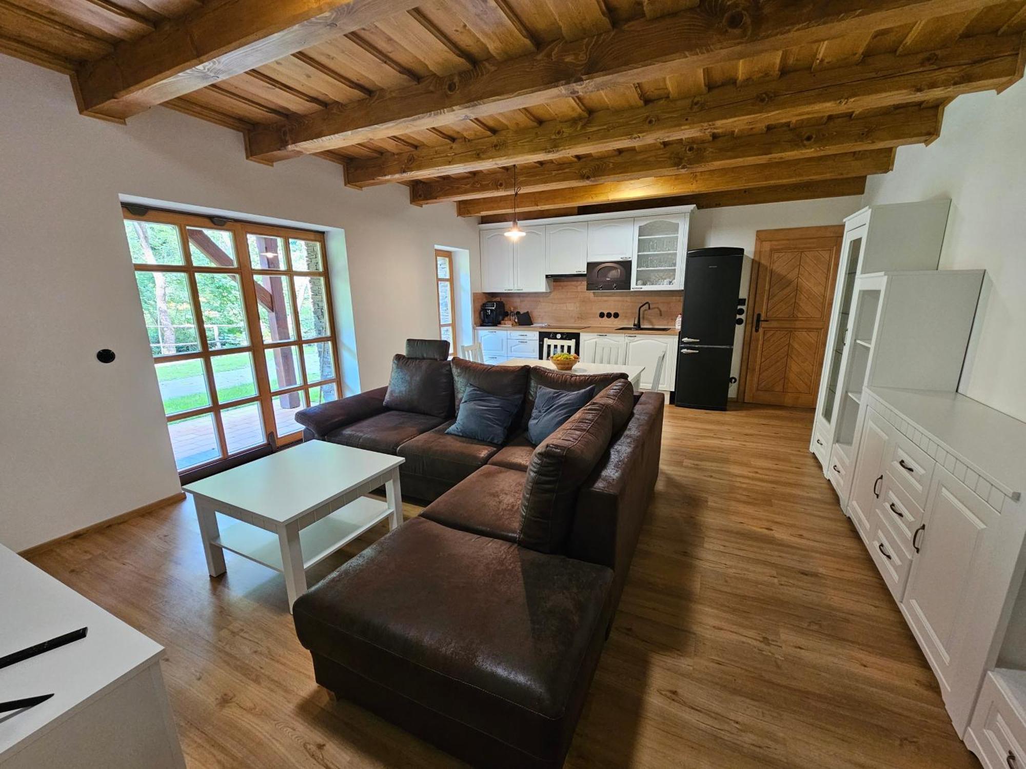 Apartmany Jezerne Velké Karlovice Extérieur photo