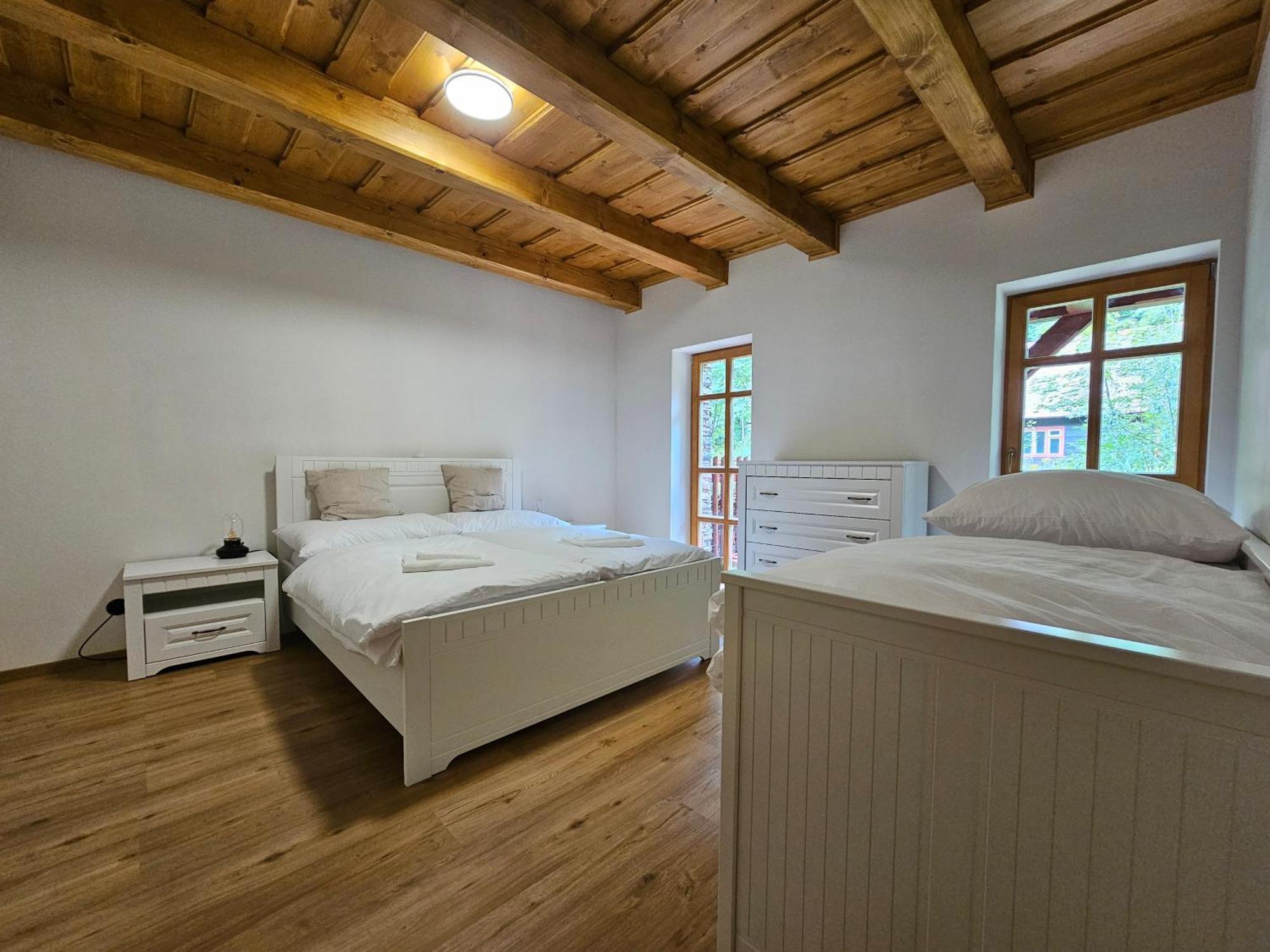 Apartmany Jezerne Velké Karlovice Extérieur photo