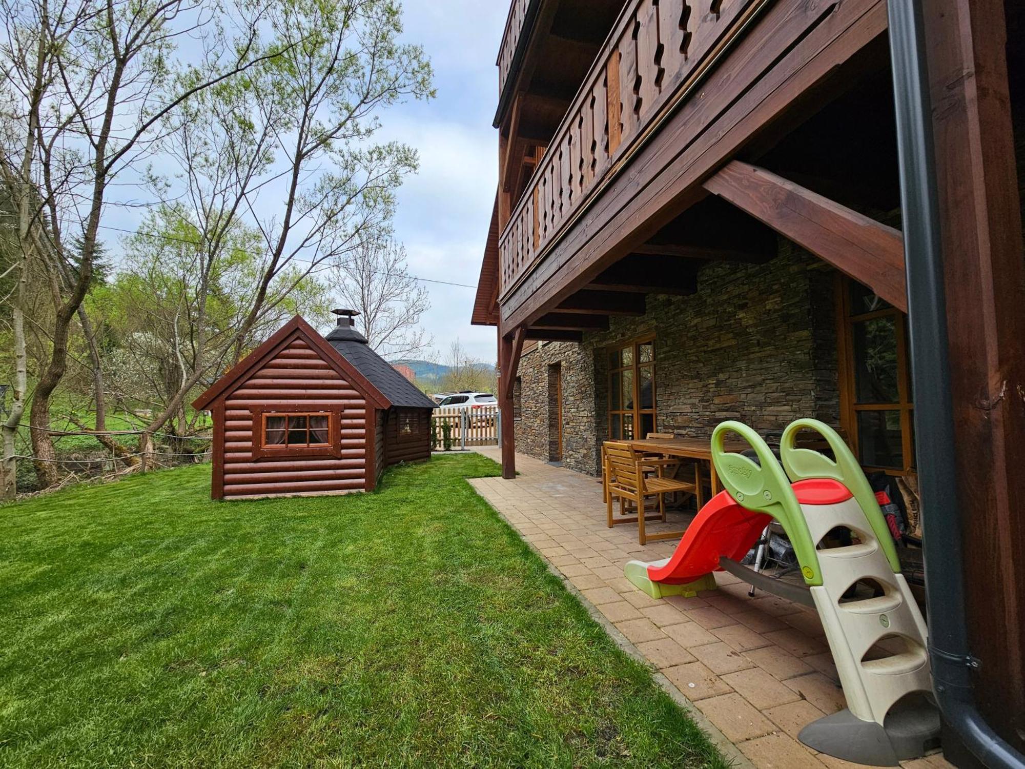 Apartmany Jezerne Velké Karlovice Extérieur photo
