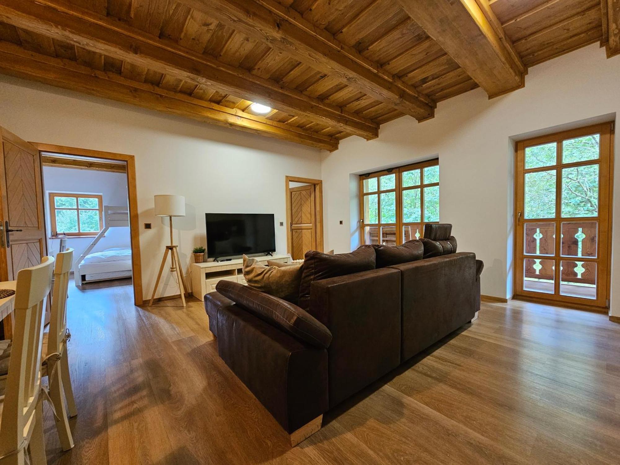 Apartmany Jezerne Velké Karlovice Chambre photo
